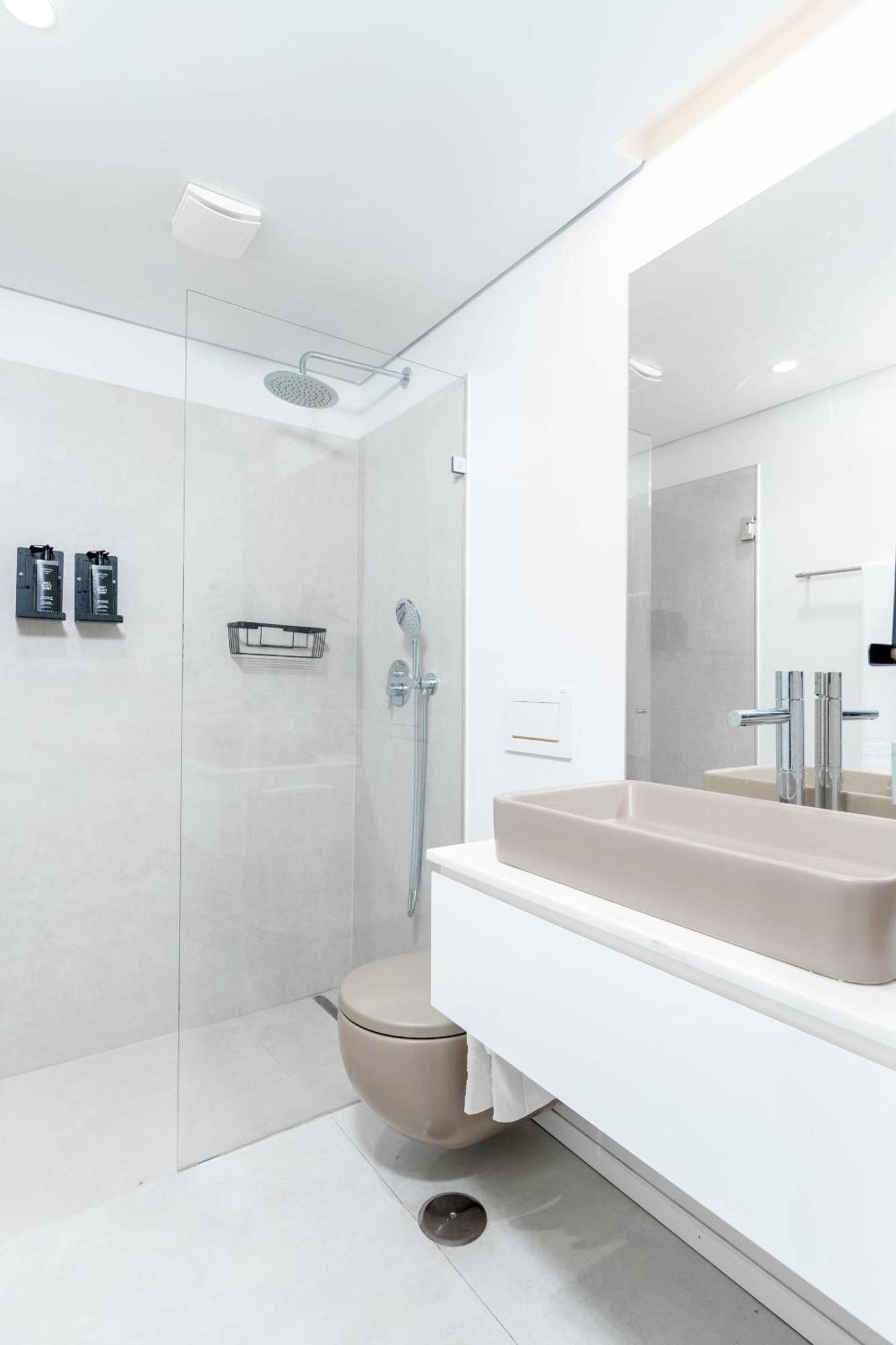 Limehome Evora Rua De Machede 61 Bagian luar foto