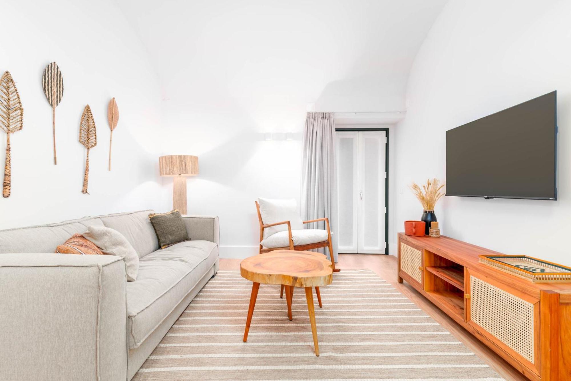 Limehome Evora Rua De Machede 61 Bagian luar foto