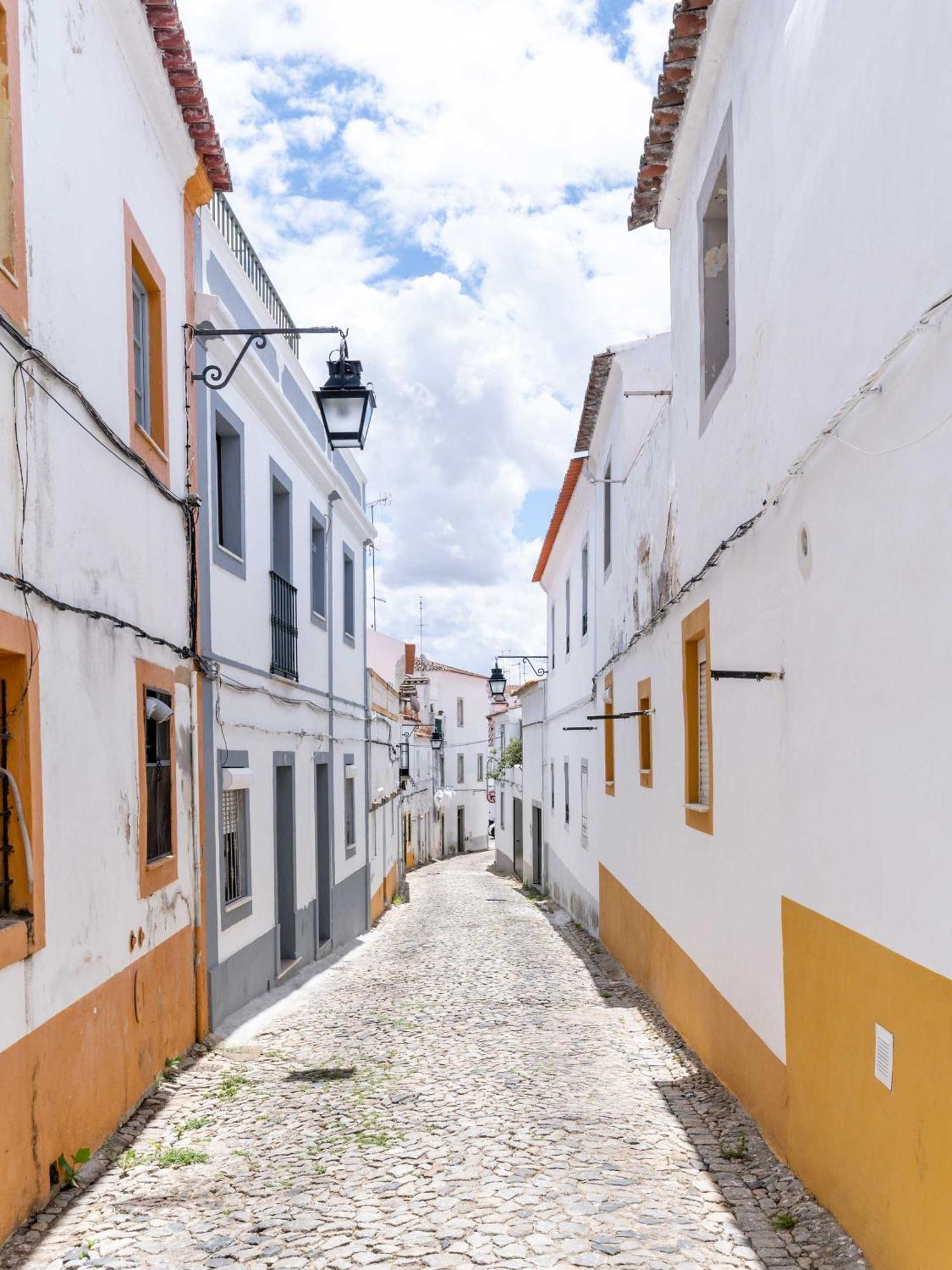 Limehome Evora Rua De Machede 61 Bagian luar foto